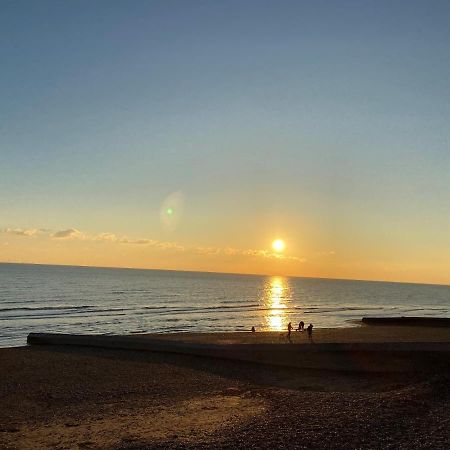 The Windsor Apartment By Gge, Brighton Beach, Sleeps 4 Buitenkant foto